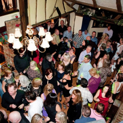 CHIGWELL, ESSEX 35S TO 60S PLUS PARTY FOR SINGLES AND COUPLES - FRIDAY 27 SEPTEMBER