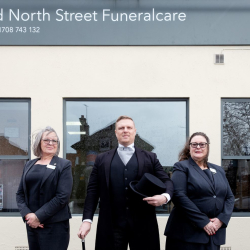 Communi-tea spirit: Romford funeral home hosts fundraising coffee morning 