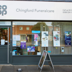 Chingford funeral home hosts fundraiser for cancer charity