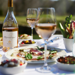 Rosé & Races in partnership with Whispering Angel