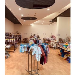 Pre-loved children's clothing pop-up