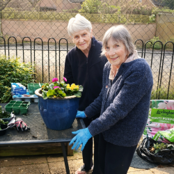 Bloomin’ lovely! East Grinstead care home invites local community to garden