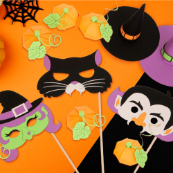 Halloween Creative Make & Take Stockwood Discovery Centre