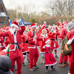 Santa Dash | In aid of St Richard's Hospice