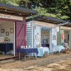 Pop Up Shops