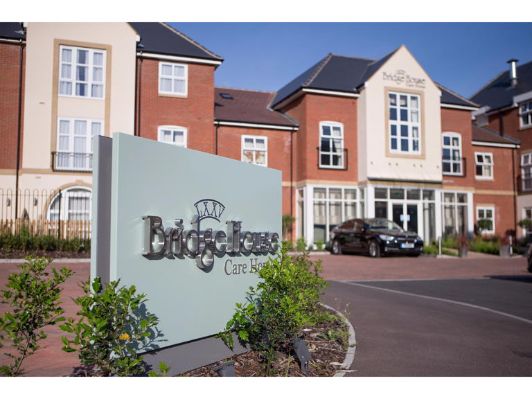 Bridge House one of the best residential care homes in Abingdon