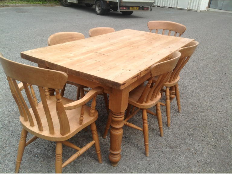 LD Furniture Cardigan and Teifi Valley