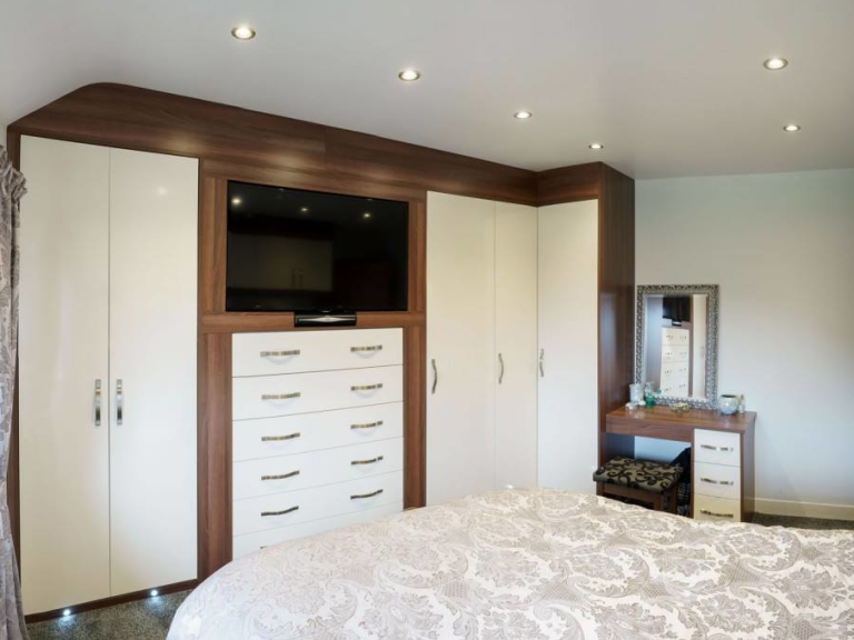 fitted bedroom furniture cannock