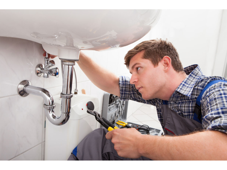 R&R Developments of Stroud a Cotswolds company.