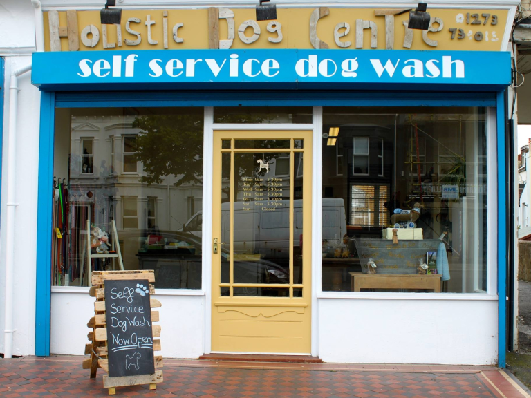 The Dog&rsquo;s Corner - Holistic Dog Centre - Dog Grooming and Services