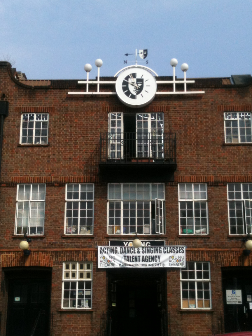 Young Actors Theatre (YAT) Islington