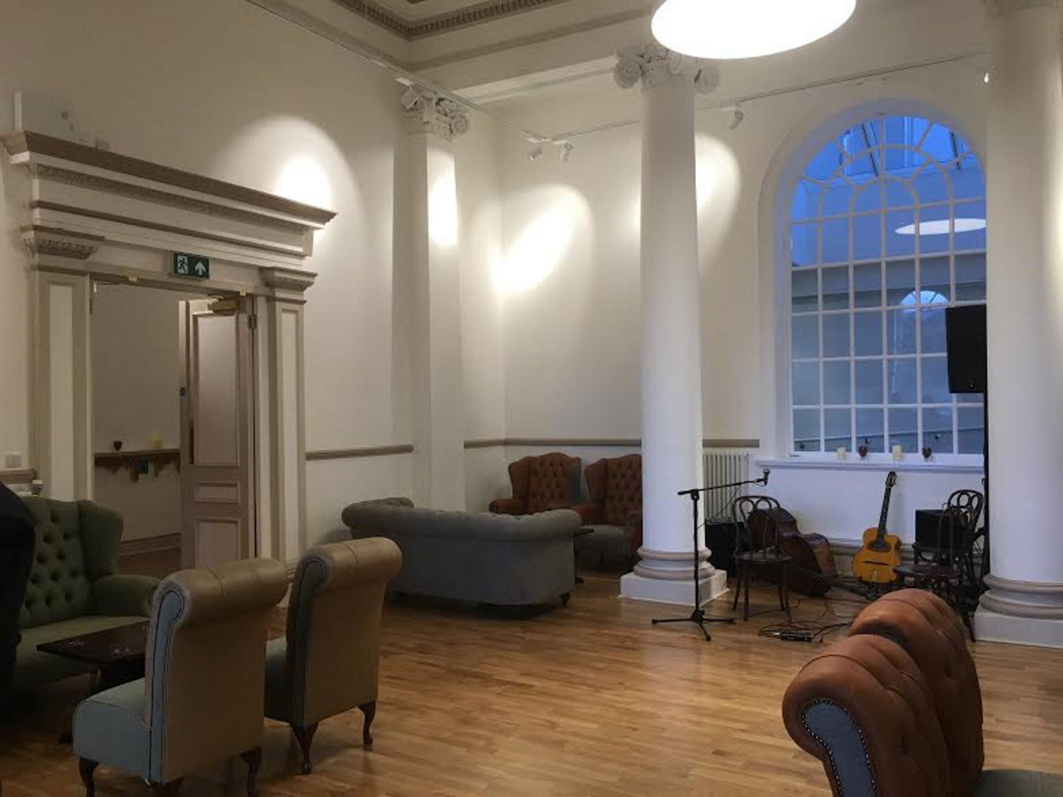 The Met Bury. A fabulous venue offering entertainment and art.