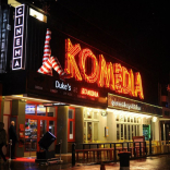 Komedia