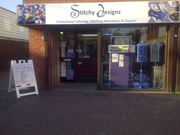 Stitchy Designz offer a collect & deliver service!