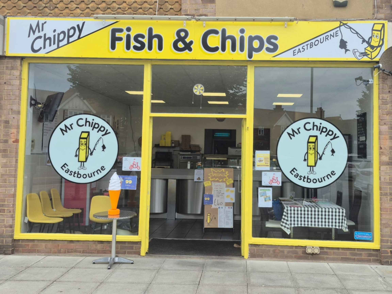£5 Pie & Chips Lunch – Mr Chippy in Eastbourne