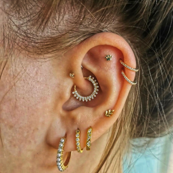Single Lobe ear piercing from just £25 at Hole Lotta Love Body Piercing plus Blue Light and Student DIscounts