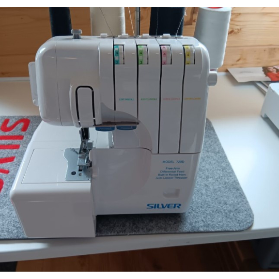 Silver 720D overlocker Original price was: £279.00. Current price is: £249.00.