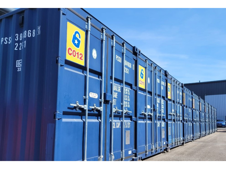20 ft Storage Containers now only £100 per month