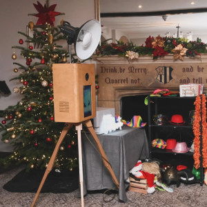 Last-Minute Availability: Book Your Magic Mirror or Photo Booth for 13th December